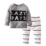 Lazy Days - Outfit - Slim Wallet Company