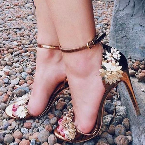 Marguerite Heels - Slim Wallet Company