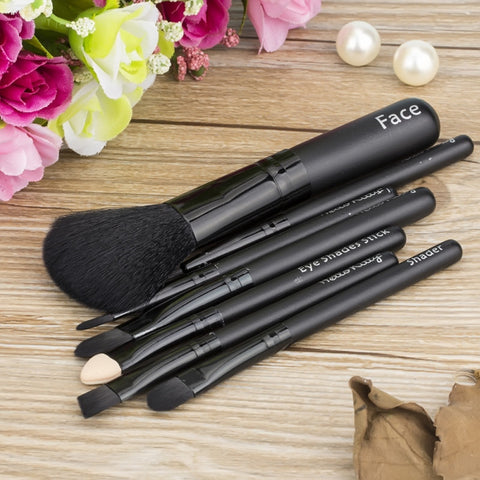 7 piece Solid Makeup Brush Set - Slim Wallet Company