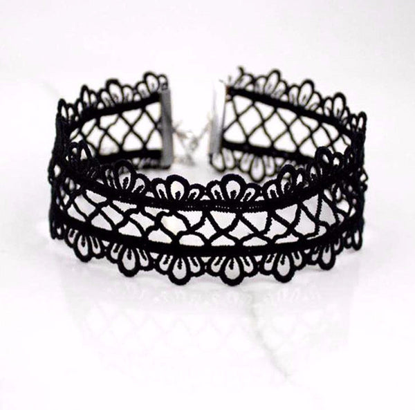 Simplee Apparel Sexy hollow out lace black choker necklace Short punk vintage necklace with chain Chic daisy flower necklace - Slim Wallet Company